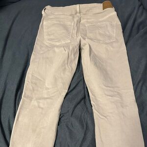 Stylish Beige Pants from American Eagle!